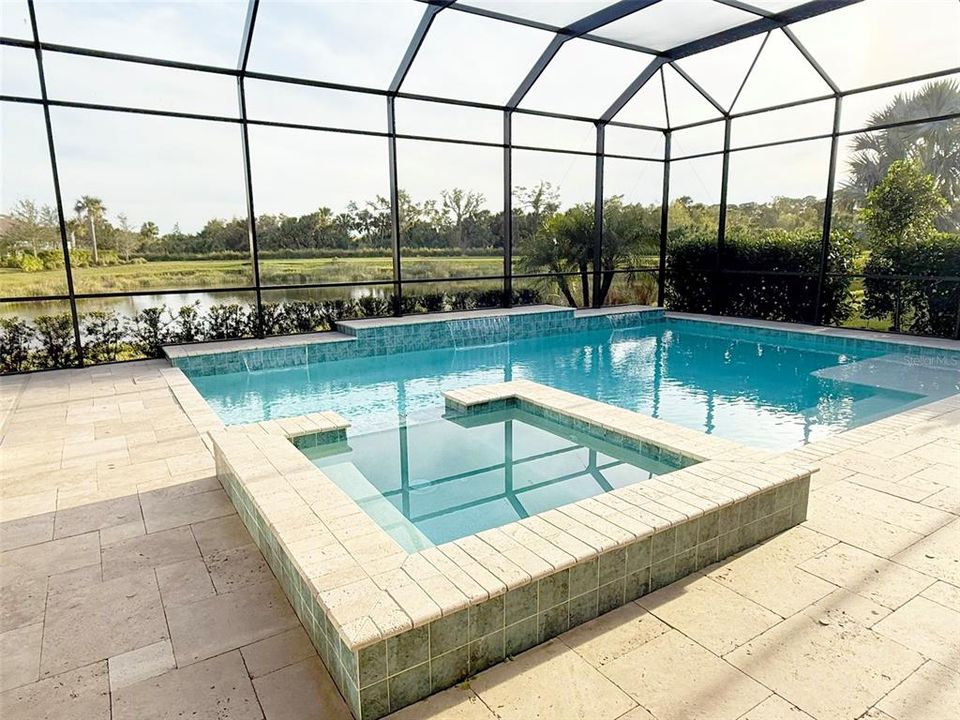 合同活跃: $2,549,900 (4 贝兹, 4 浴室, 4938 平方英尺)