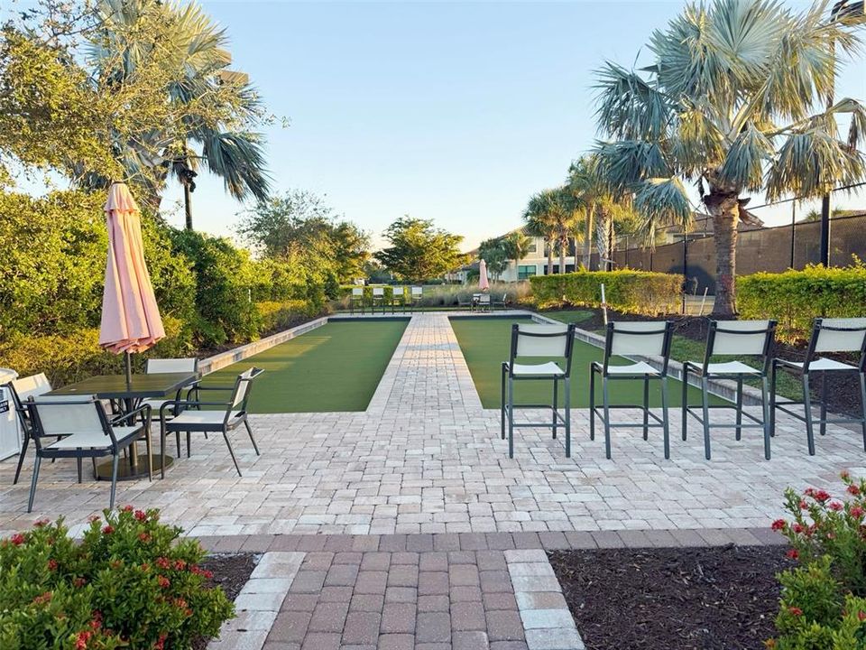 合同活跃: $2,549,900 (4 贝兹, 4 浴室, 4938 平方英尺)