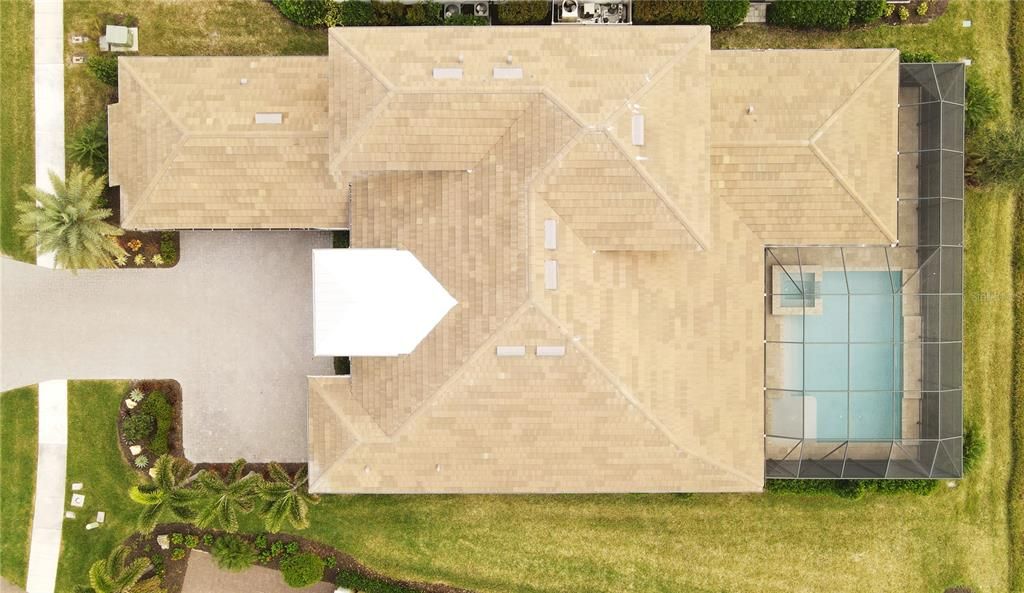 合同活跃: $2,549,900 (4 贝兹, 4 浴室, 4938 平方英尺)