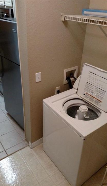 出租: $1,600 (2 贝兹, 2 浴室, 1009 平方英尺)