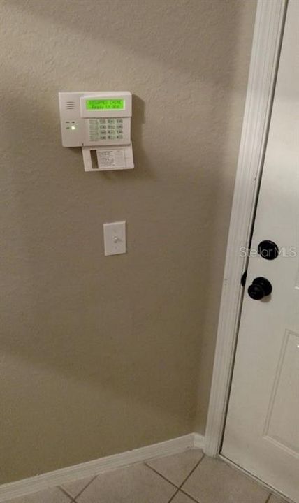 出租: $1,600 (2 贝兹, 2 浴室, 1009 平方英尺)