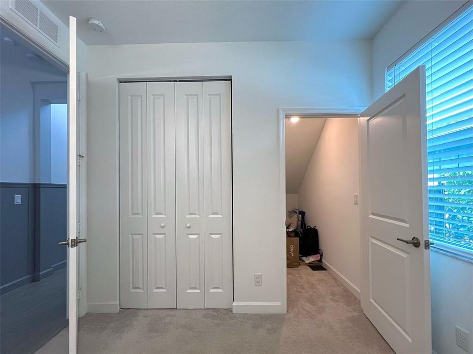 For Sale: $665,000 (4 beds, 3 baths, 2401 Square Feet)