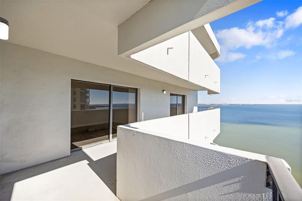 En Venta: $599,000 (2 camas, 2 baños, 1320 Pies cuadrados)