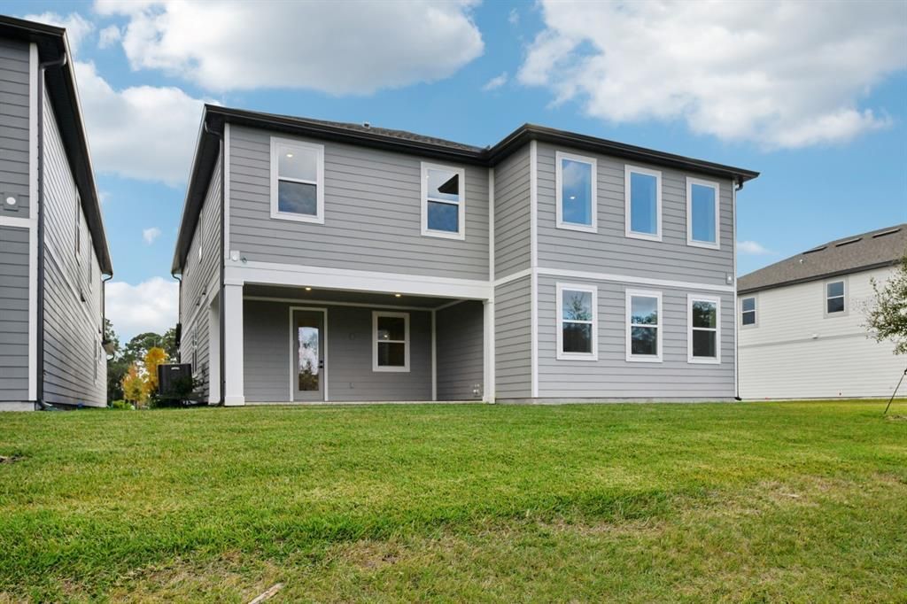 For Sale: $999,990 (5 beds, 4 baths, 3711 Square Feet)