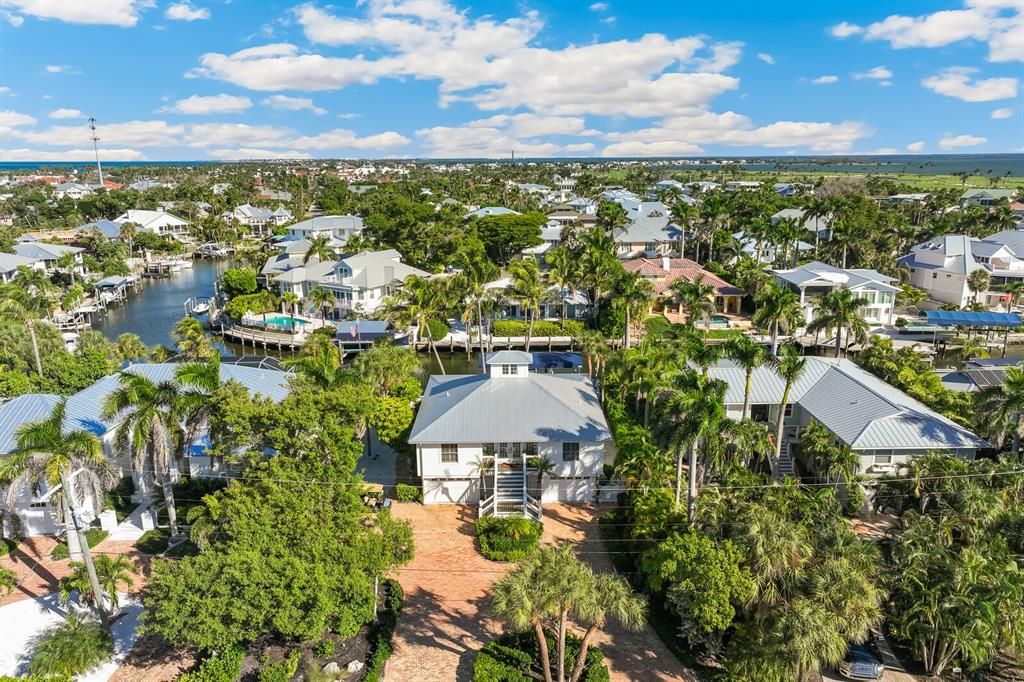 待售: $5,750,000 (4 贝兹, 3 浴室, 2548 平方英尺)