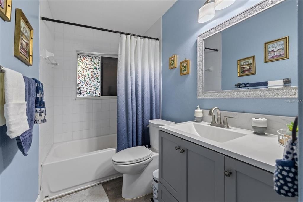 出租: $3,340 (3 贝兹, 2 浴室, 1553 平方英尺)