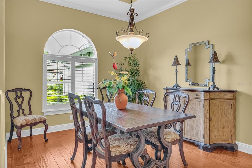 For Sale: $869,000 (3 beds, 3 baths, 2438 Square Feet)