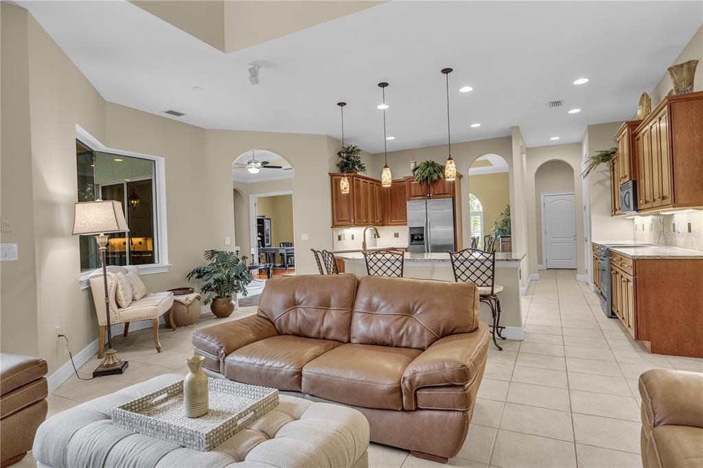 For Sale: $869,000 (3 beds, 3 baths, 2438 Square Feet)