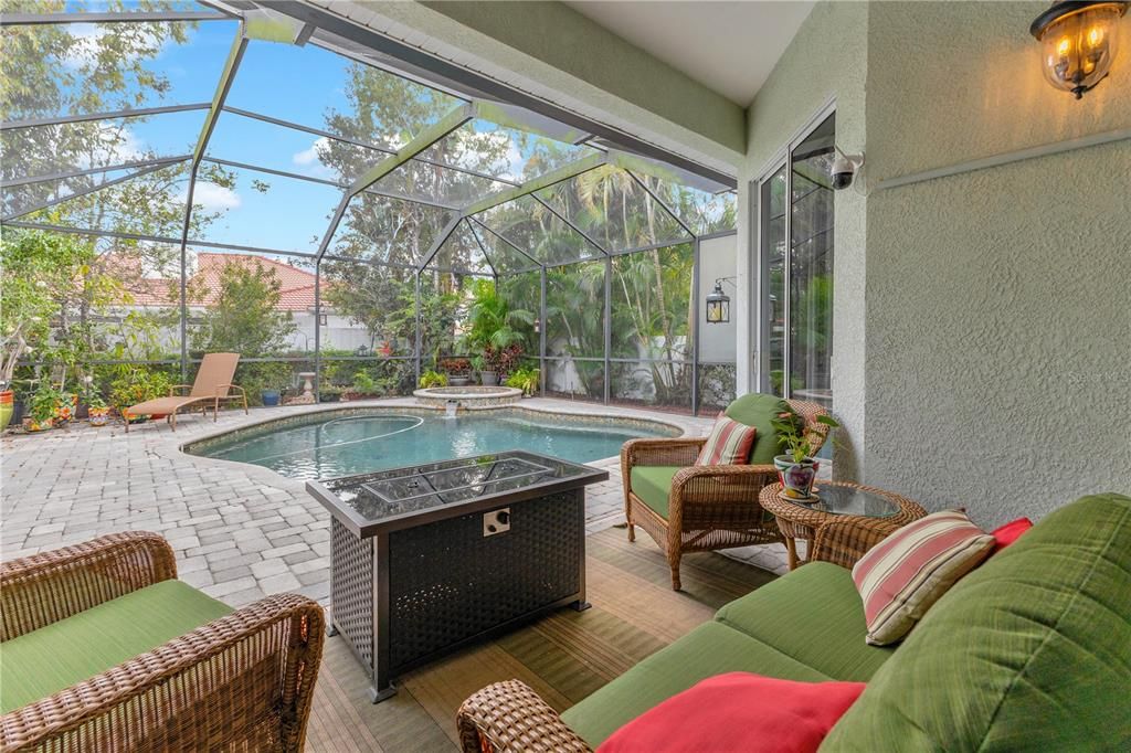 For Sale: $869,000 (3 beds, 3 baths, 2438 Square Feet)