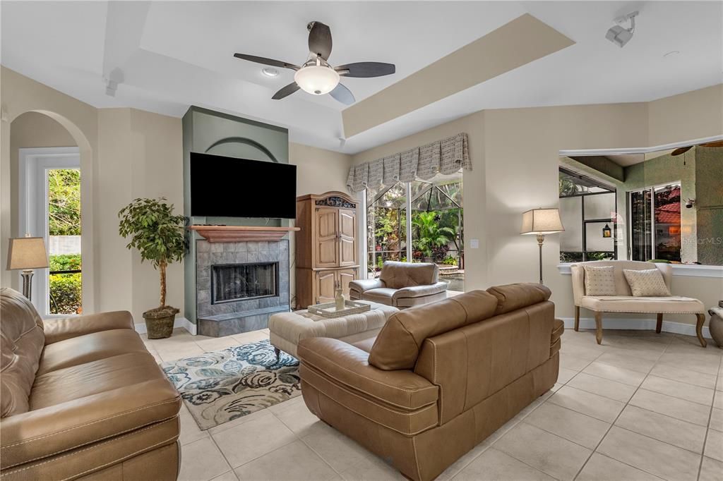 For Sale: $869,000 (3 beds, 3 baths, 2438 Square Feet)