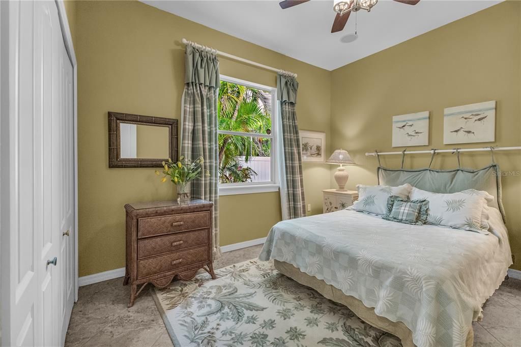 For Sale: $869,000 (3 beds, 3 baths, 2438 Square Feet)