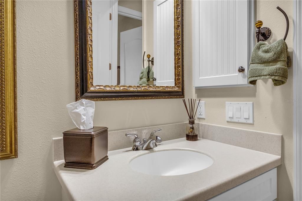 For Sale: $869,000 (3 beds, 3 baths, 2438 Square Feet)