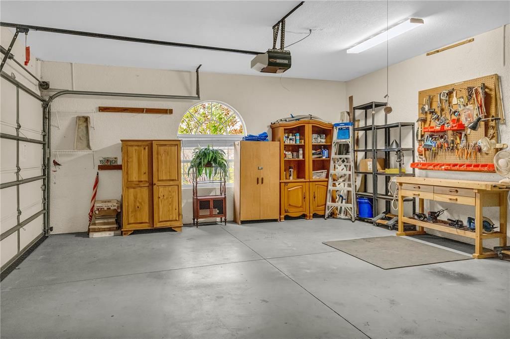 For Sale: $869,000 (3 beds, 3 baths, 2438 Square Feet)