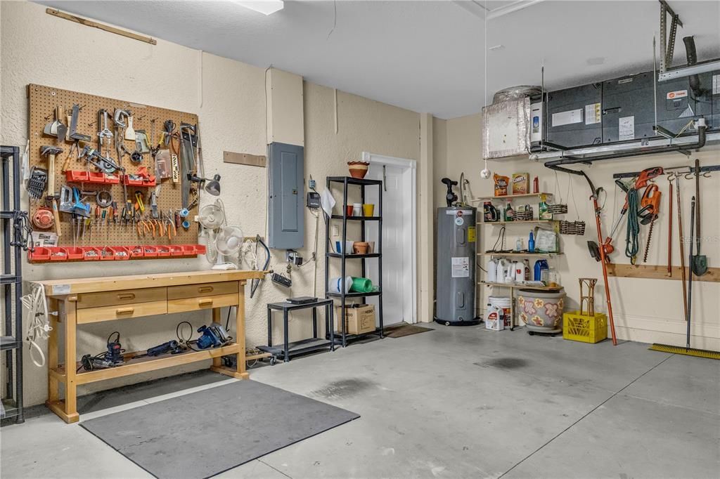 For Sale: $869,000 (3 beds, 3 baths, 2438 Square Feet)