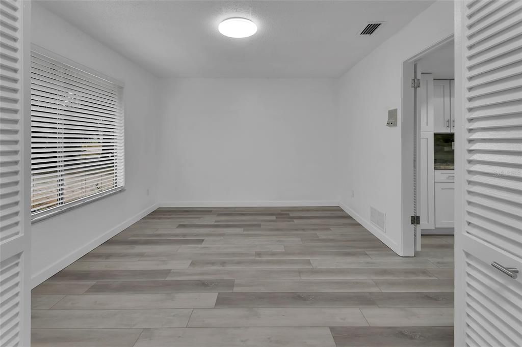 En Venta: $479,000 (3 camas, 2 baños, 2021 Pies cuadrados)