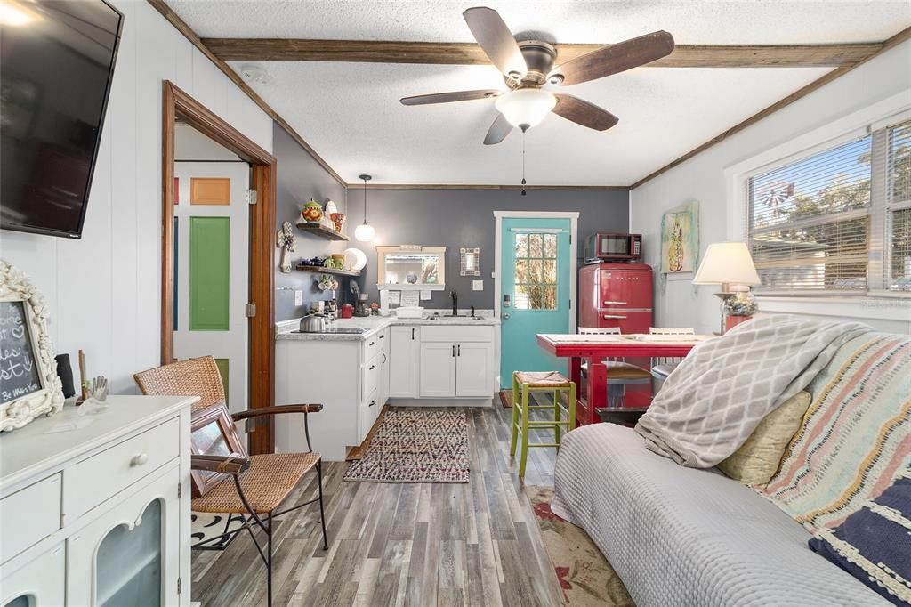 For Sale: $550,250 (4 beds, 4 baths, 3394 Square Feet)