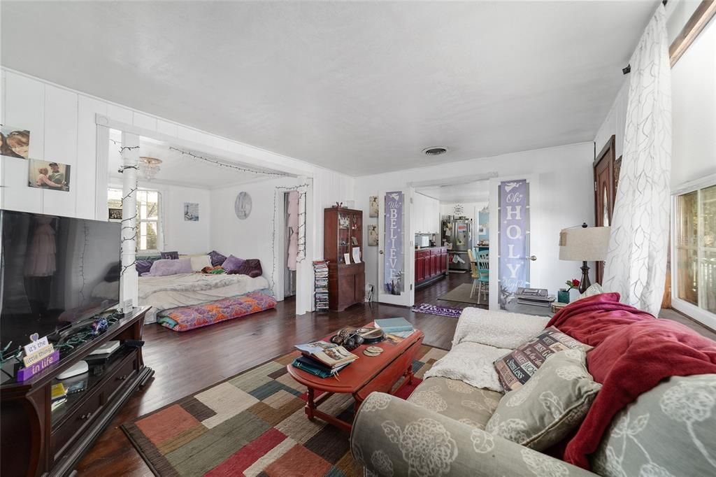 For Sale: $550,250 (4 beds, 4 baths, 3394 Square Feet)