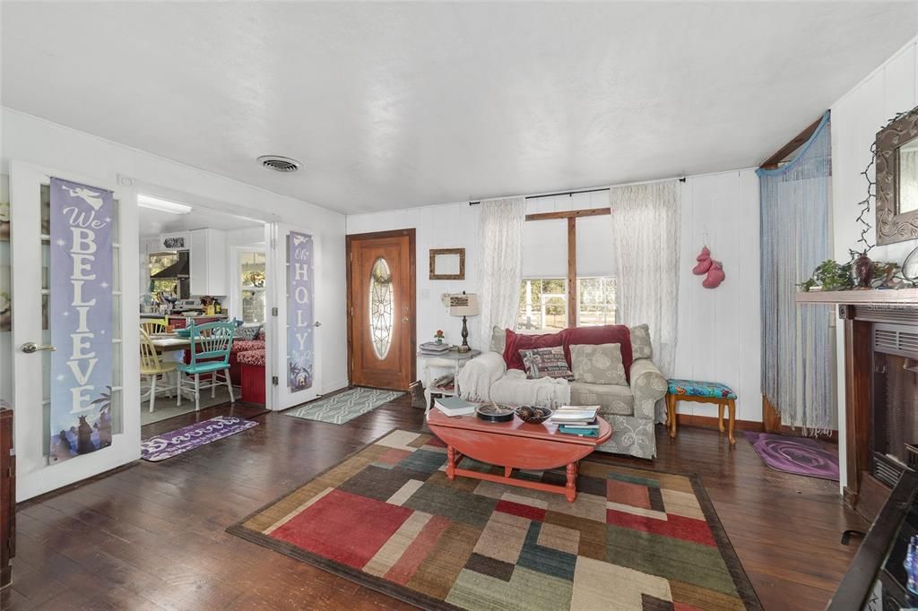 For Sale: $550,250 (4 beds, 4 baths, 3394 Square Feet)