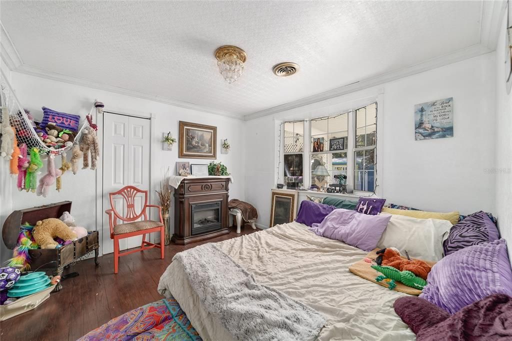 For Sale: $550,250 (4 beds, 4 baths, 3394 Square Feet)