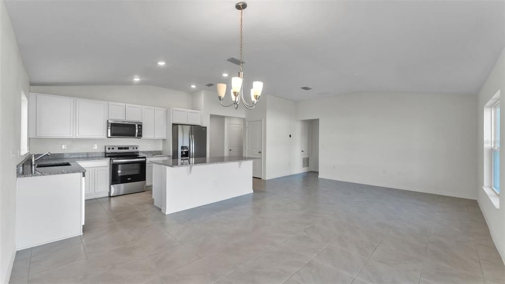 В аренду: $1,900 (3 спален, 2 ванн, 1541 Квадратных фут)