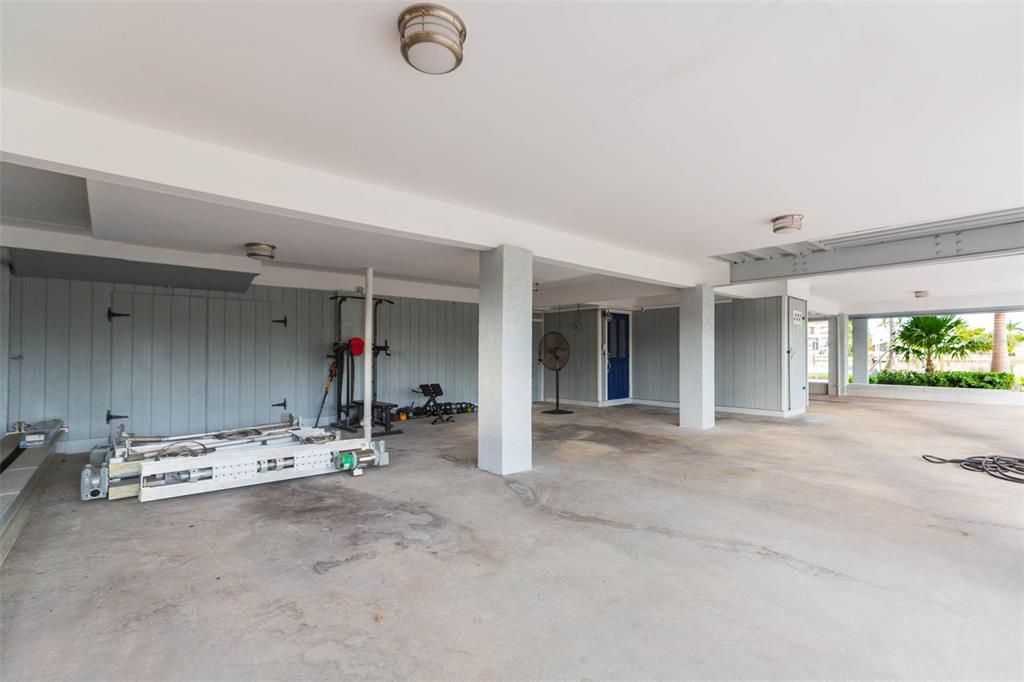 For Rent: $5,000 (4 beds, 3 baths, 2575 Square Feet)