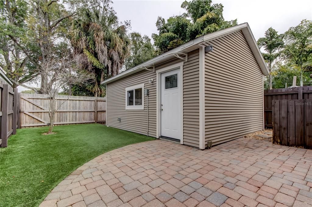 出租: $3,200 (3 贝兹, 2 浴室, 1400 平方英尺)