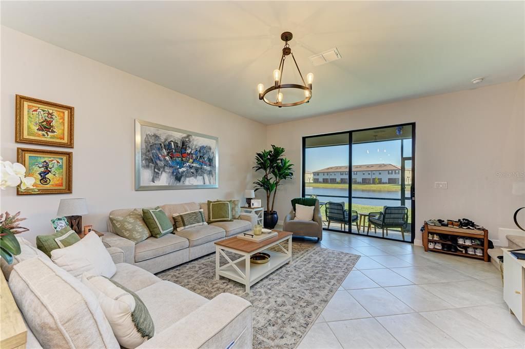 В аренду: $2,950 (3 спален, 2 ванн, 1925 Квадратных фут)