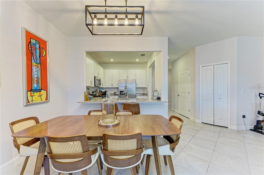 В аренду: $2,950 (3 спален, 2 ванн, 1925 Квадратных фут)