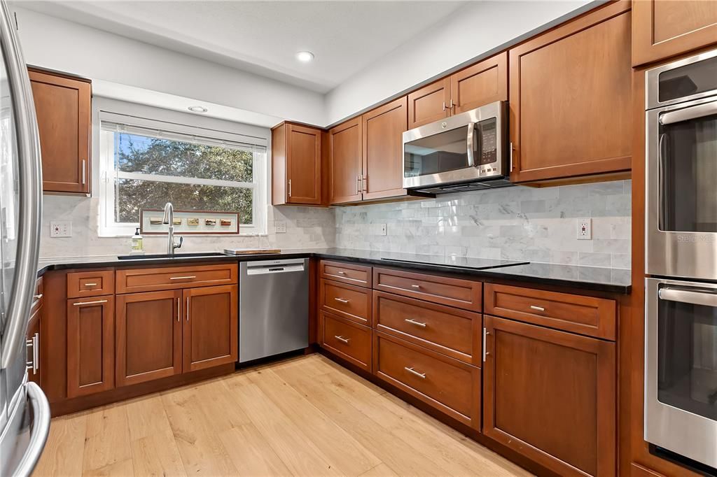 For Sale: $1,425,000 (4 beds, 3 baths, 2306 Square Feet)