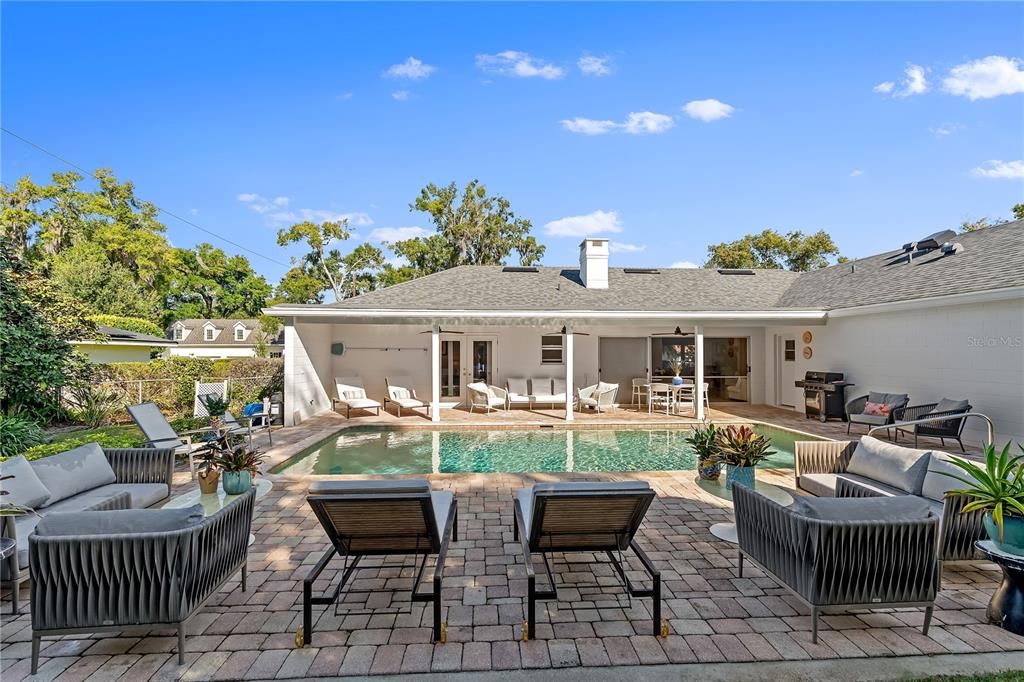 For Sale: $1,425,000 (4 beds, 3 baths, 2306 Square Feet)