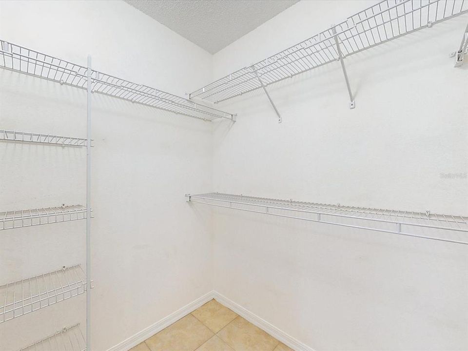 待售: $249,700 (3 贝兹, 2 浴室, 1638 平方英尺)