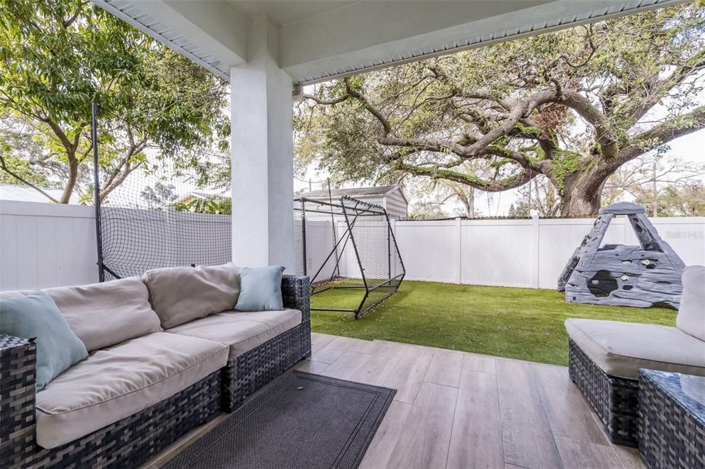 For Sale: $719,900 (4 beds, 2 baths, 1855 Square Feet)