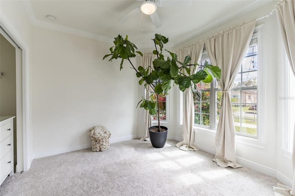 For Sale: $719,900 (4 beds, 2 baths, 1855 Square Feet)