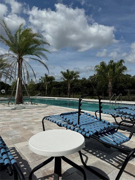 出租: $2,400 (3 贝兹, 2 浴室, 1484 平方英尺)