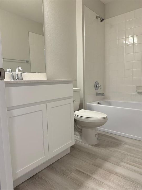 出租: $2,400 (3 贝兹, 2 浴室, 1484 平方英尺)