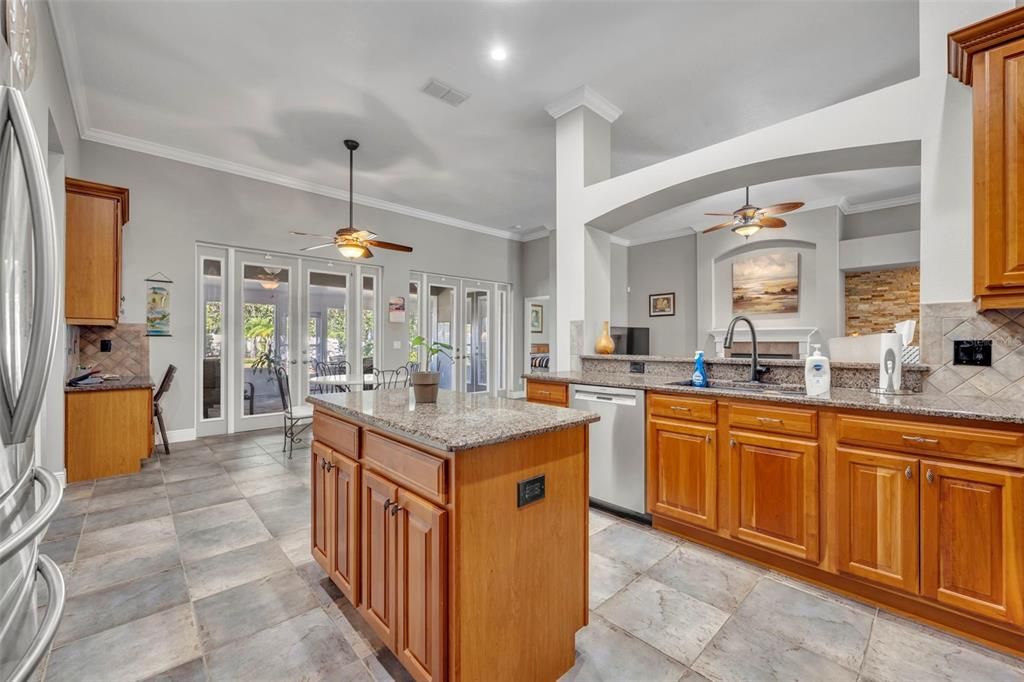 For Sale: $579,000 (3 beds, 3 baths, 3220 Square Feet)