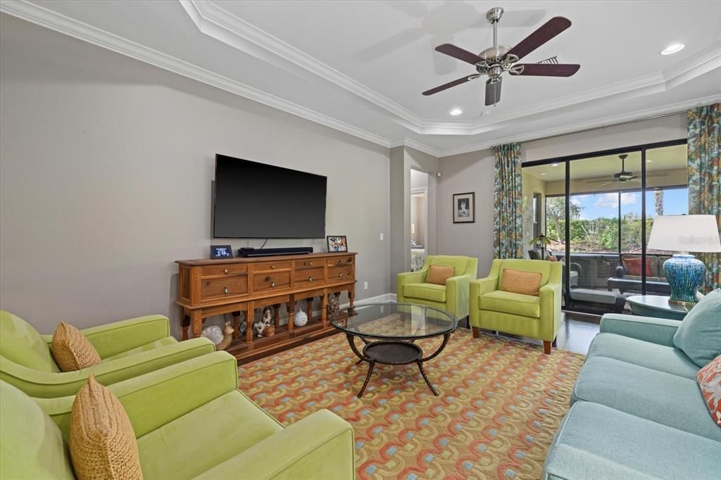 For Sale: $795,000 (3 beds, 3 baths, 2275 Square Feet)