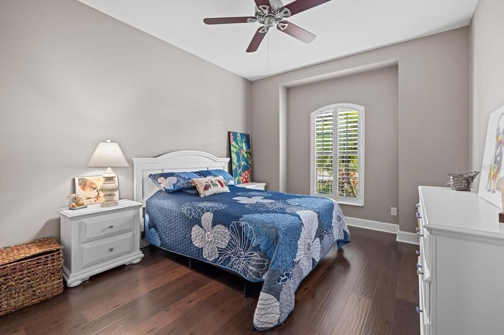 For Sale: $795,000 (3 beds, 3 baths, 2275 Square Feet)