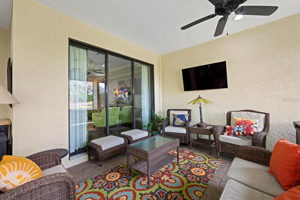 For Sale: $795,000 (3 beds, 3 baths, 2275 Square Feet)