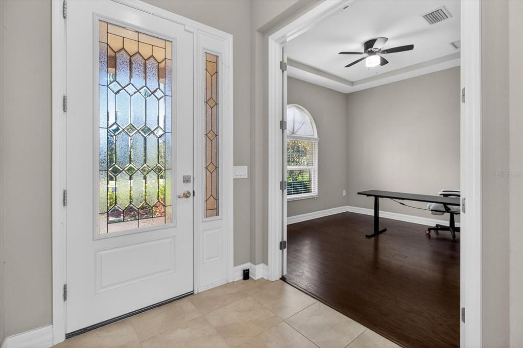 For Sale: $800,000 (5 beds, 4 baths, 4439 Square Feet)