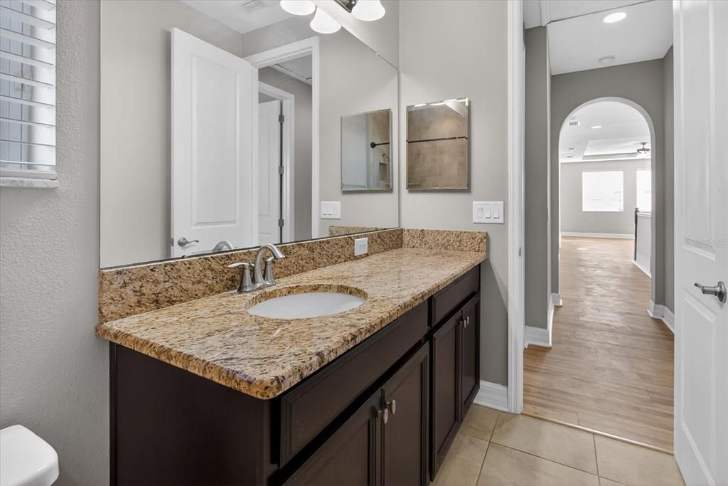 For Sale: $800,000 (5 beds, 4 baths, 4439 Square Feet)