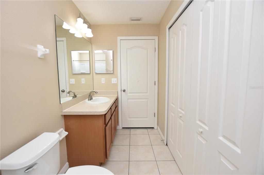 На продажу: $209,000 (2 спален, 2 ванн, 1496 Квадратных фут)