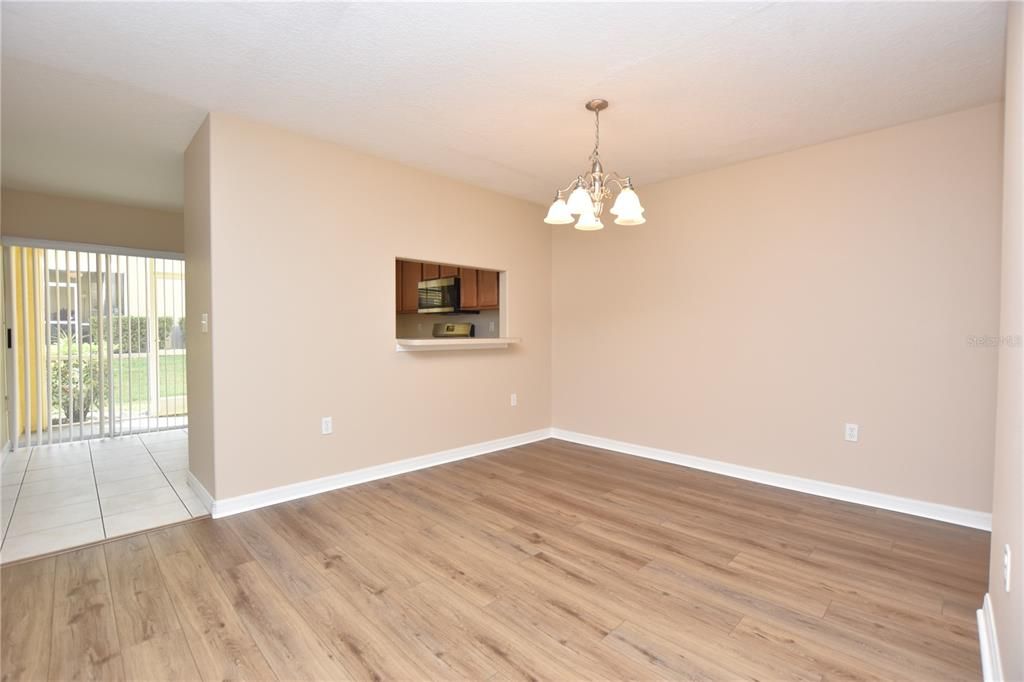 На продажу: $209,000 (2 спален, 2 ванн, 1496 Квадратных фут)