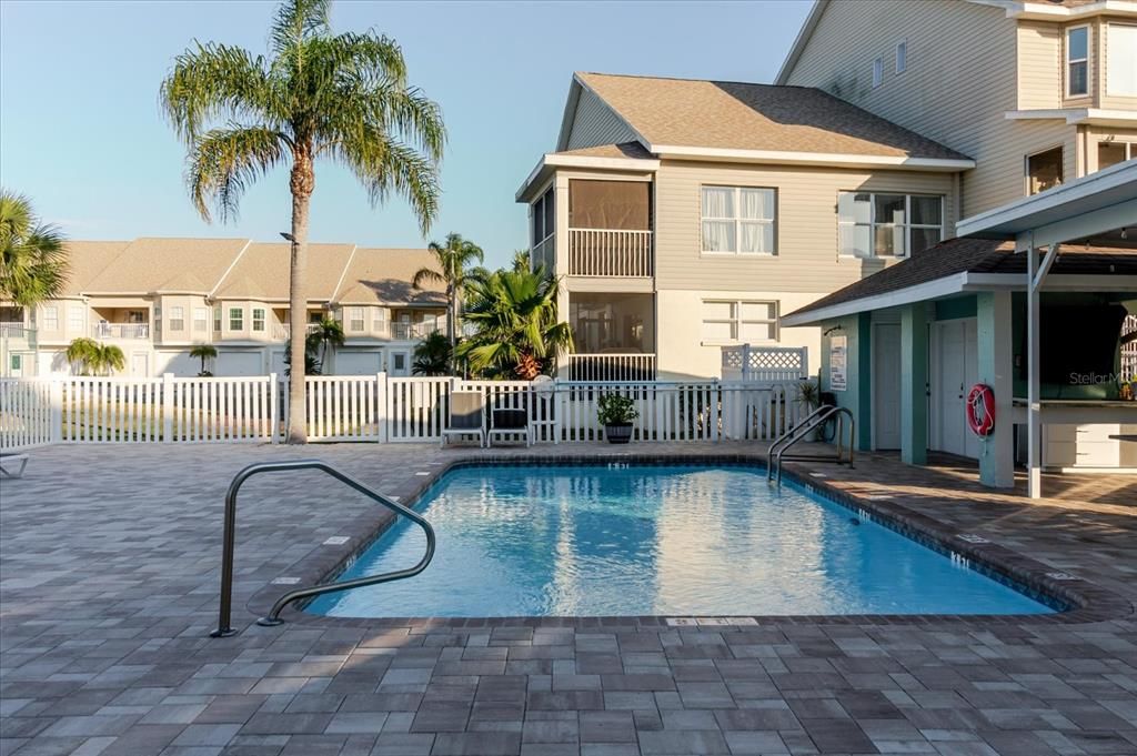 For Sale: $274,000 (2 beds, 2 baths, 1399 Square Feet)