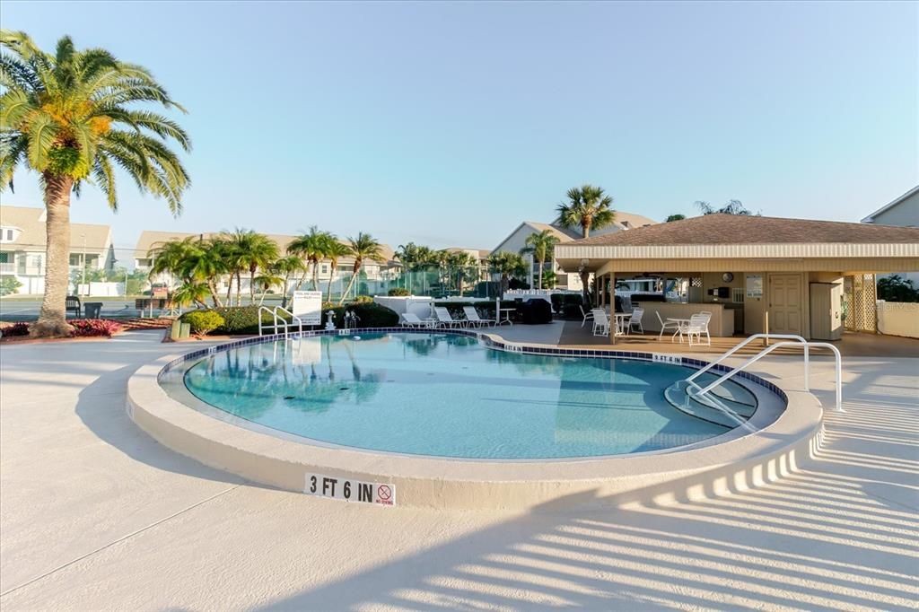 For Sale: $274,000 (2 beds, 2 baths, 1399 Square Feet)