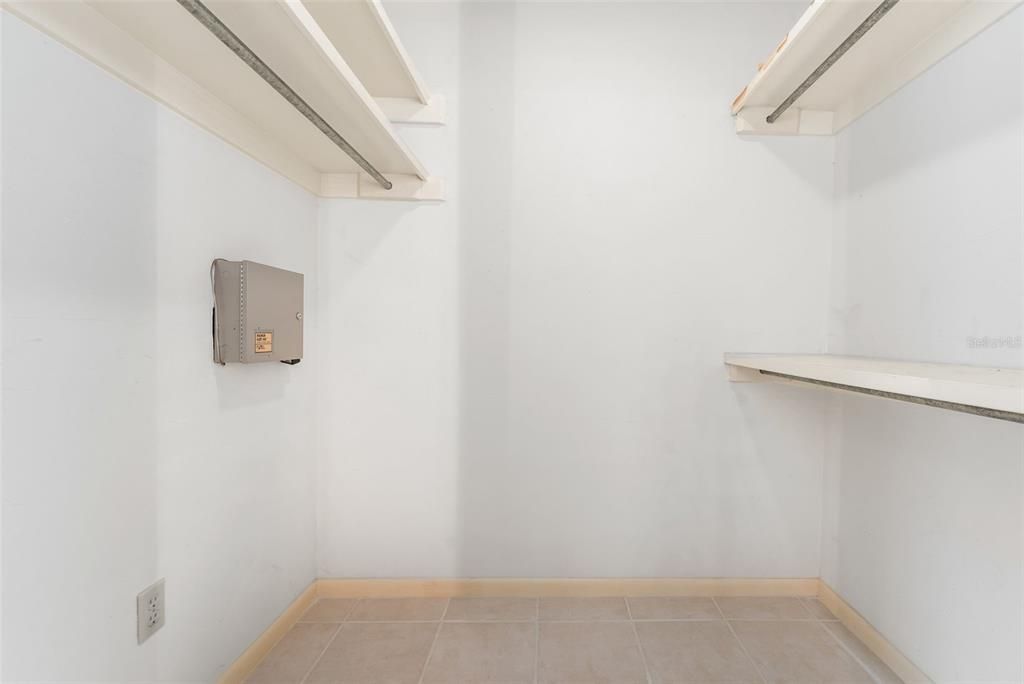 待售: $440,000 (3 贝兹, 3 浴室, 3123 平方英尺)