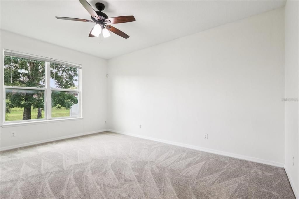 En Renta: $3,100 (5 camas, 3 baños, 3207 Pies cuadrados)