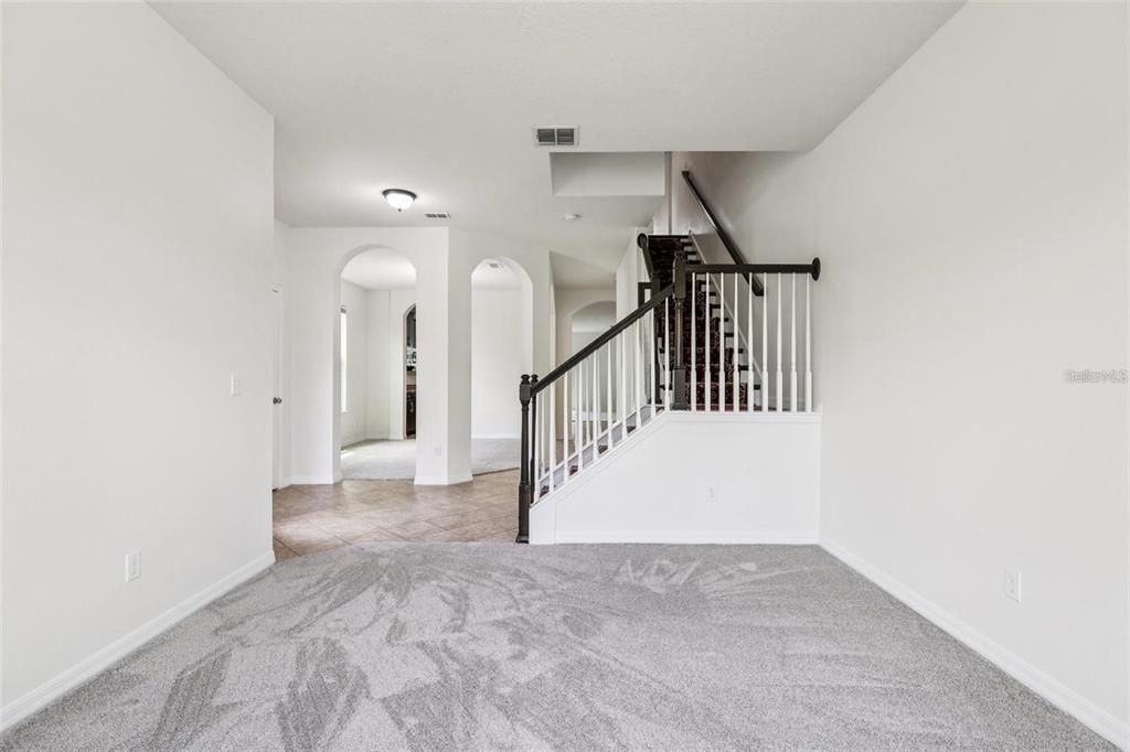 En Renta: $3,100 (5 camas, 3 baños, 3207 Pies cuadrados)