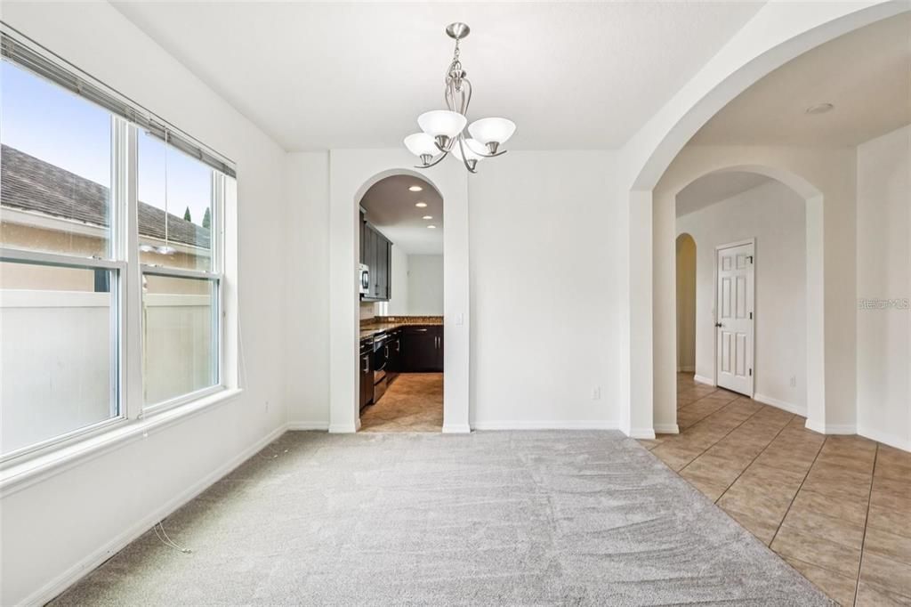 En Renta: $3,100 (5 camas, 3 baños, 3207 Pies cuadrados)