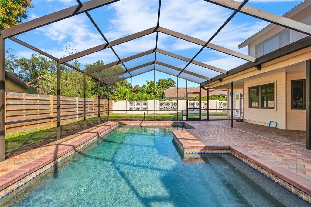 For Sale: $1,195,000 (3 beds, 2 baths, 2558 Square Feet)